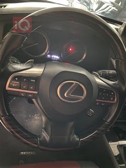 لێکزس LX